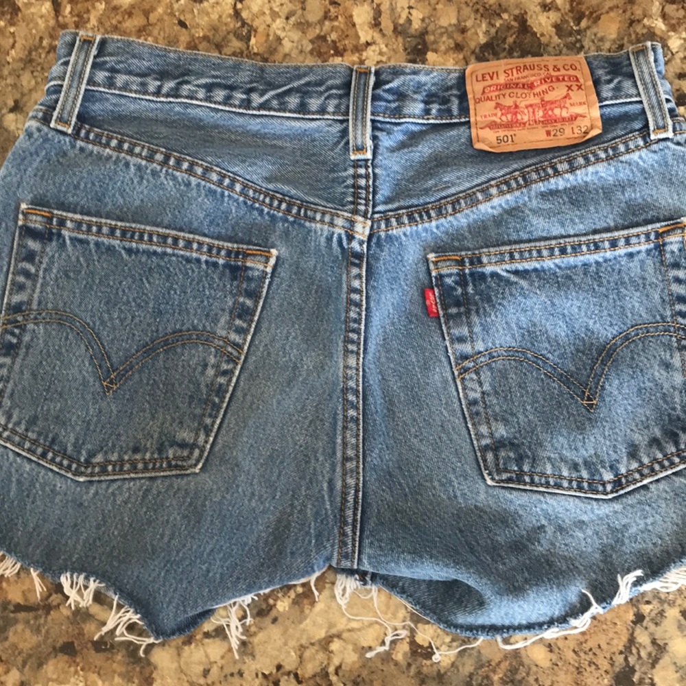 Levi’s Cutoff Jean Shorts